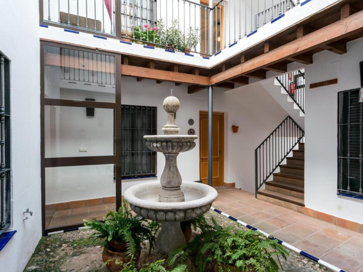Holi-Rent Santa Marina Daire Sevilla Dış mekan fotoğraf