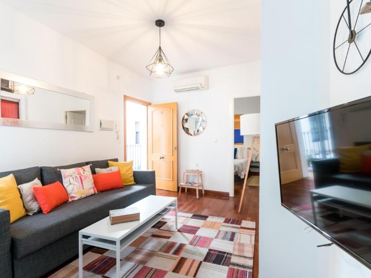 Holi-Rent Santa Marina Daire Sevilla Dış mekan fotoğraf
